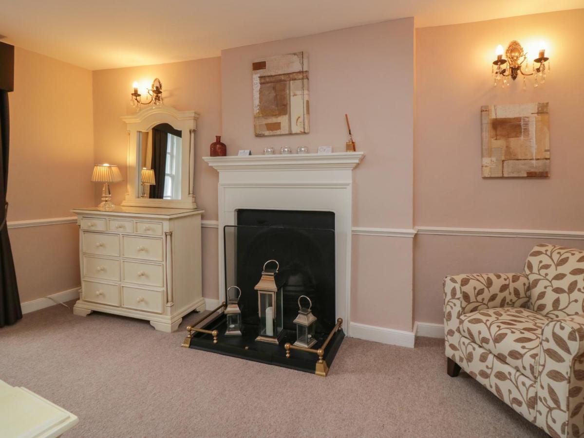 Old Book Shop Villa Grange-over-Sands Bagian luar foto