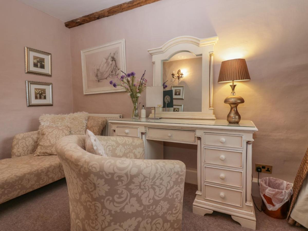 Old Book Shop Villa Grange-over-Sands Bagian luar foto