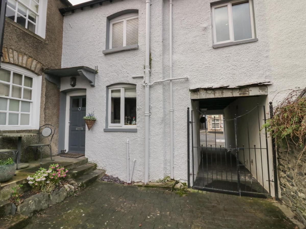 Old Book Shop Villa Grange-over-Sands Bagian luar foto